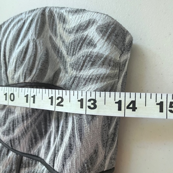 Cynthia Steffe HOLIDAY Dress Strapless Textured Floral Silver Size 0 $345.00 - Picture 12 of 14